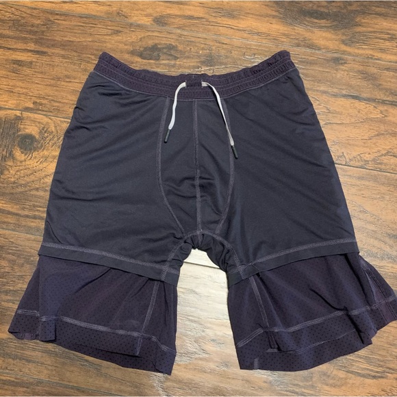 Lululemon Run: Response Short Reversed Mini Polka Dot Black Swan / Black - Picture 14 of 16